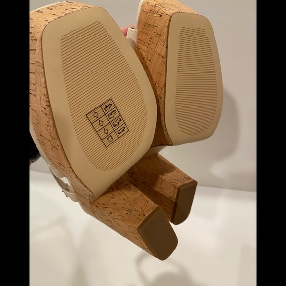 Michael Kors Abbott platform sandals cream 10 M - Picture 8 of 10